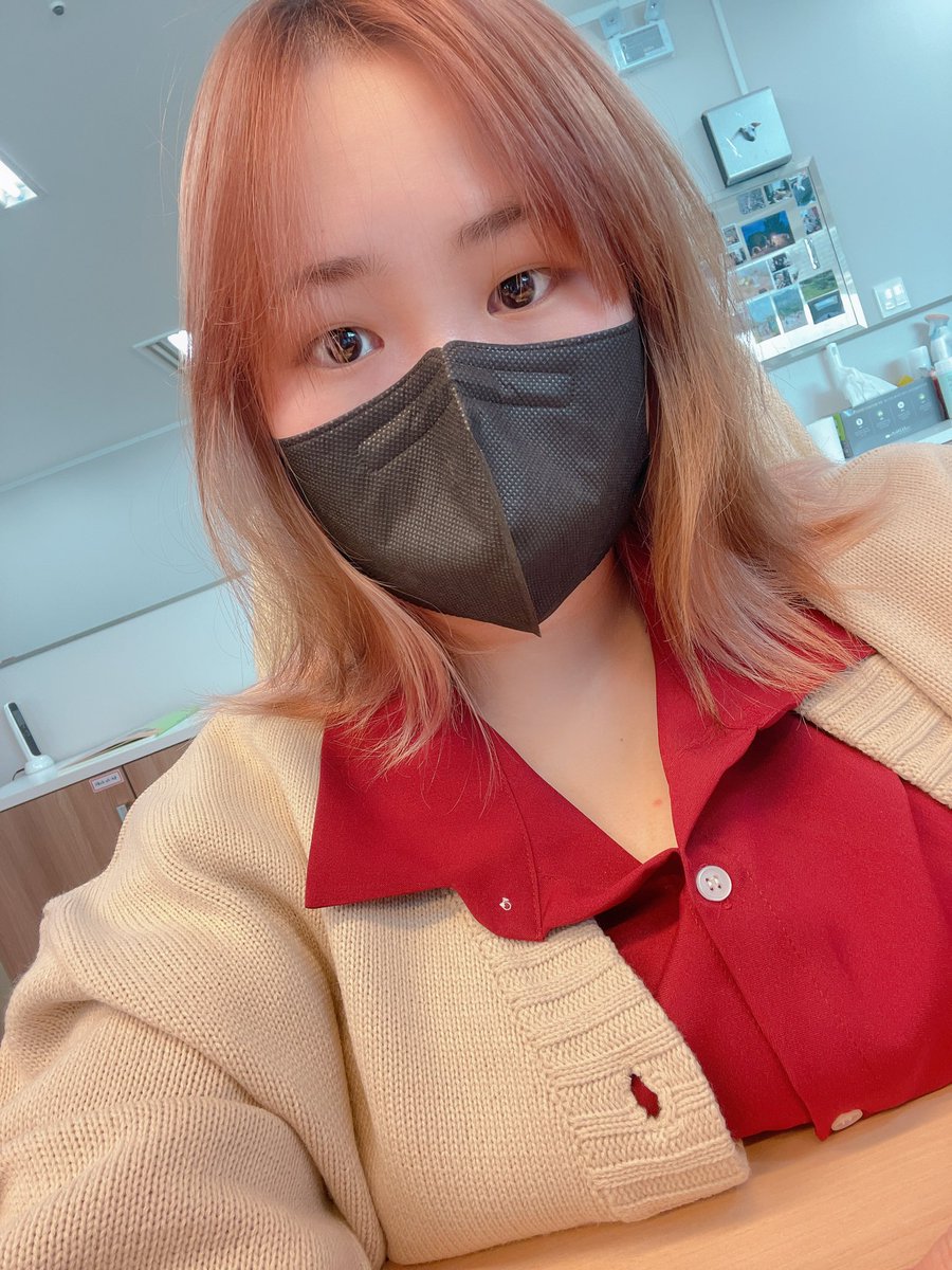 Pendani1's tweet photo. 전 살아있어욥 거지존의 그 무언가의 길이까지 머리를 길렀답니다⭐️⭐️ https://t.co/Dp5H3zAnOH