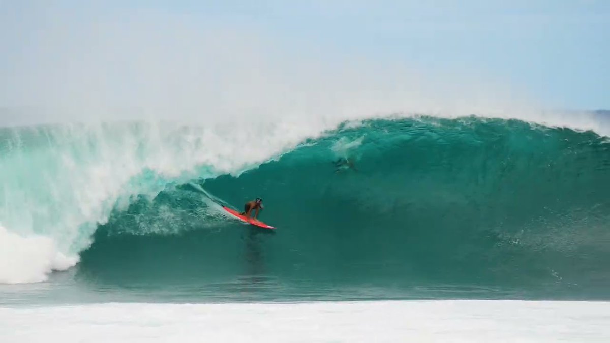 SurfSessionMag's tweet photo. Le 26 février, Mark Healey s'est attaqué à un Pipe des plus sauvages
Plus que n'importe qui, l'Hawaiien est conscient de l'exigence absolue que Pipeline requiert. https://t.co/7f3YN0Sfvm
#MarkHealey | #Pipeline | #Hawaii https://t.co/SoMcQVomDw