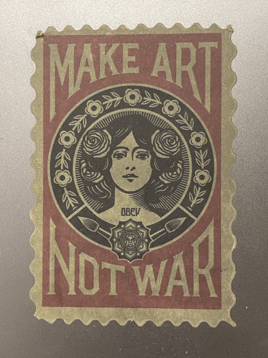 Ой. Эт чо у меня ноут оппозиционный штоле? Или на английском нещитово?