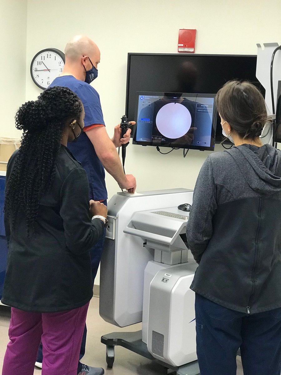 UVA_APPs's tweet photo. Is this a video game?β No - But it feels like one! Performing fiberoptic bronchoscopies via our virtual reality simulators helps #UVA_APPs learn the necessary hand-eye coordination to perform this common critical care procedure. We π§‘ skills lab with our #APPFellows! #UVAHealth https://t.co/MKbWJkdoze