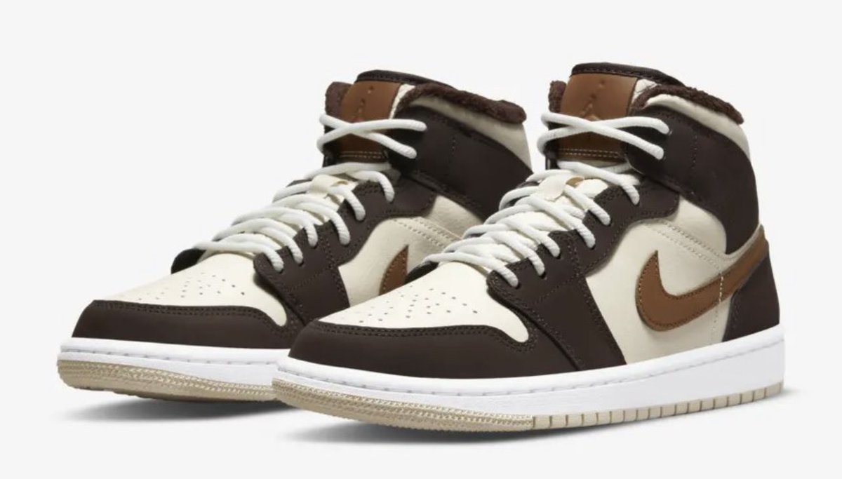 SnkrsStock's tweet photo. Dropping in 30 mins 

On NIKE APP
Jordan 1 mid 
Nike dunk high up 

Including 
ON SNKRS APP
AF-1 “off noir “ https://t.co/m9n8xCGYUD