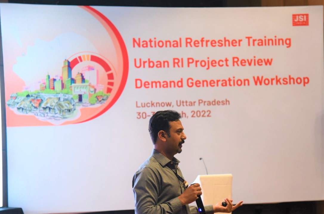 drvikasmadaan's tweet photo. Interacted with the state teams of #UP #Bihar @JsiUrbanRI @JSIhealth #Nationalworkshop. Had a wonderful experience sharing my thoughts &amp; ideas on #vaccinesafety and #AEFI with a young &amp; dynamic team committed to improving #RIcoverage @BMGFIndia @ITSU_MoHFW @gtanejatweets https://t.co/kN94dsoHF3