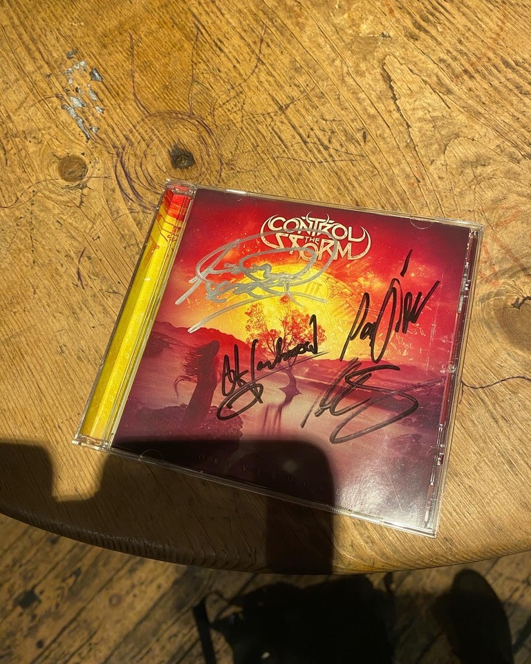 CazDigital1's tweet photo. Last night I went to Women of Rock at The Underworld in Camden, London. My first metal gig in over 2 years. It was amazing ❤️🤘 https://t.co/OQTn43qBG5