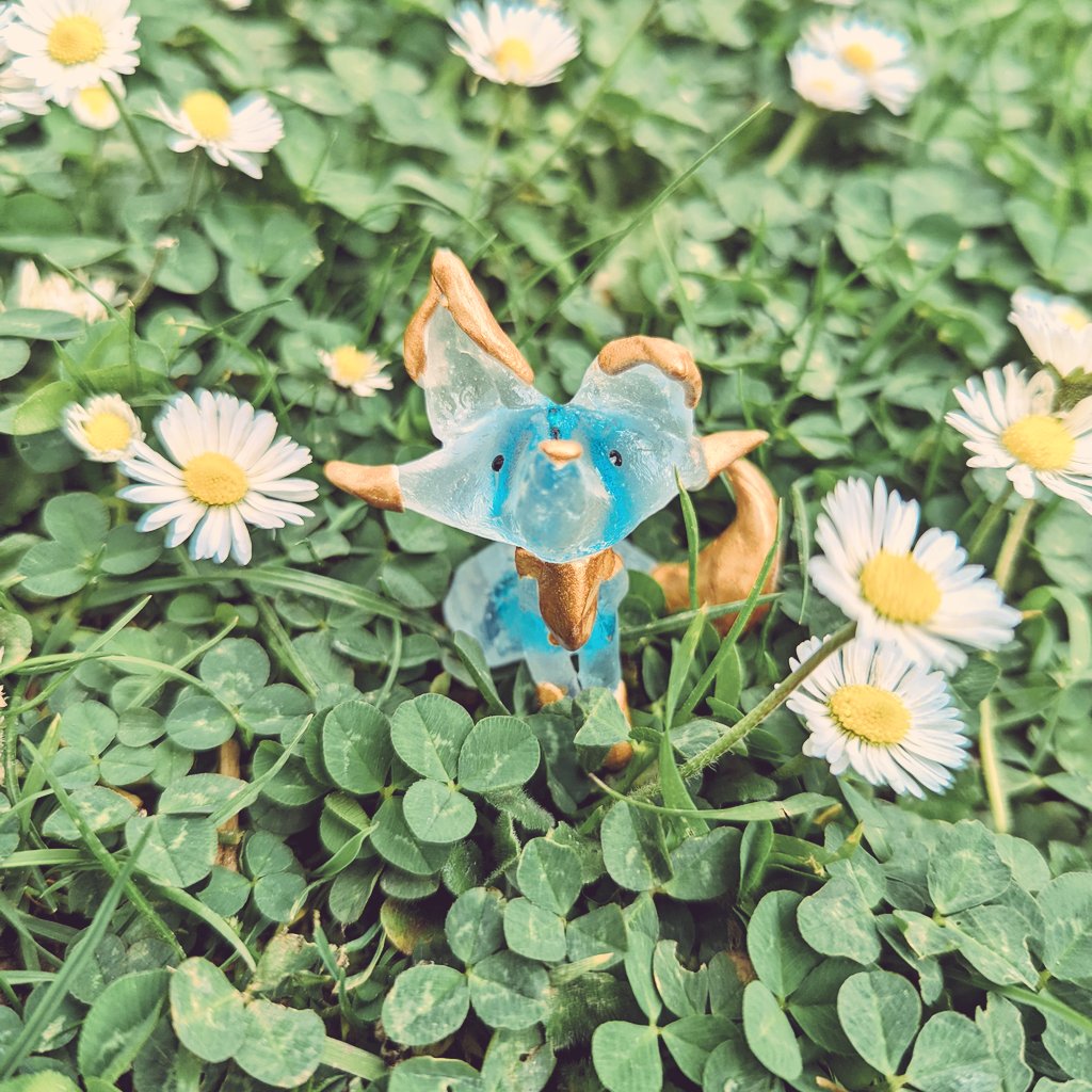 ✨ tirage au sort✨

Ce petit renard a perdu son pic, mais il cherche tout de même une plante à garder.

RT + Follow pour tentez votre chance 

Tirage au sort Dimanche 3 Avril à midi

Urlr.me/mfLVJ