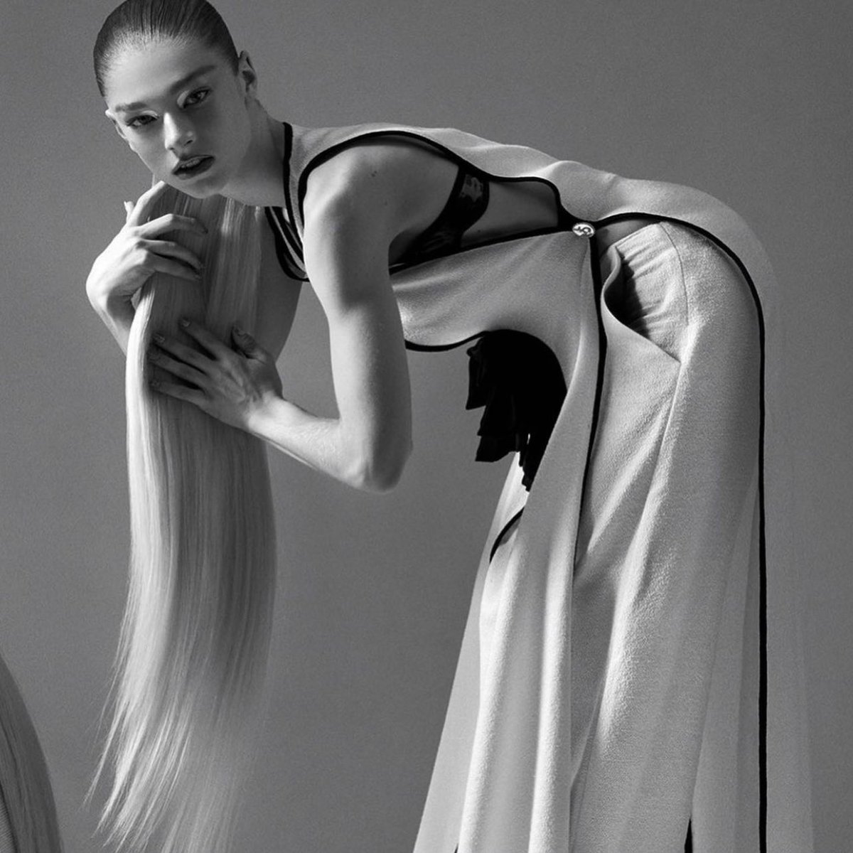 highendhomo's tweet photo. hunter schafer by ethan james green for vanity fair, 2021 https://t.co/BFuh2f3Msv