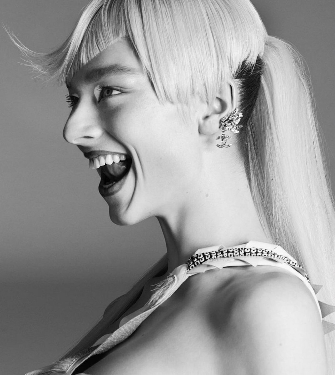 highendhomo's tweet photo. hunter schafer by ethan james green for vanity fair, 2021 https://t.co/BFuh2f3Msv