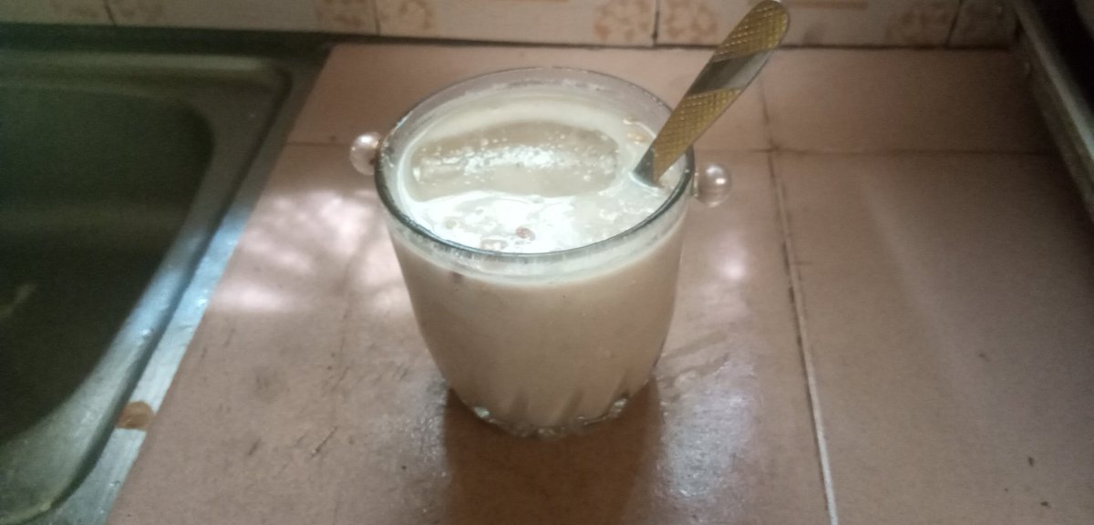 olaleka's tweet photo. Me treating myself too a jar of #garri + #grandnut + #MILK with cold water
Pls stay back and enjoy the pictures https://t.co/1SZqkiIy8V