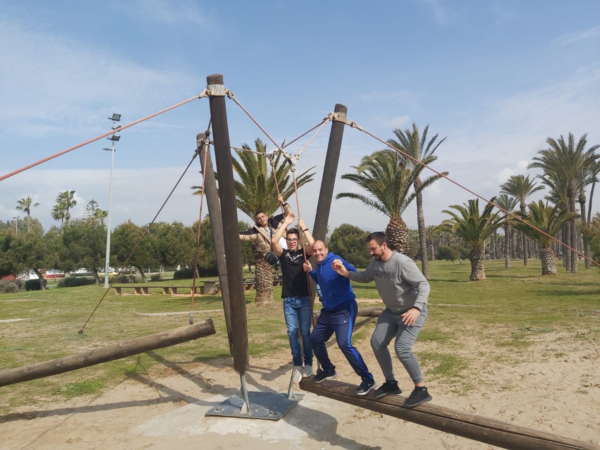phcastellon's tweet photo. 🧍‍♂️🧍‍♀️Hemos hecho una salida a conocer mejor al Planetari de Castellón  y hemos podido ver varias exposiciones. 

🌅 Este tipo de salidas se enmarcan en los objetivos de fomento de un tiempo de ocio constructivo, y diverso.

Proyecto Hombre_ 
Fundación Amigó https://t.co/1Z4QiRQhTV