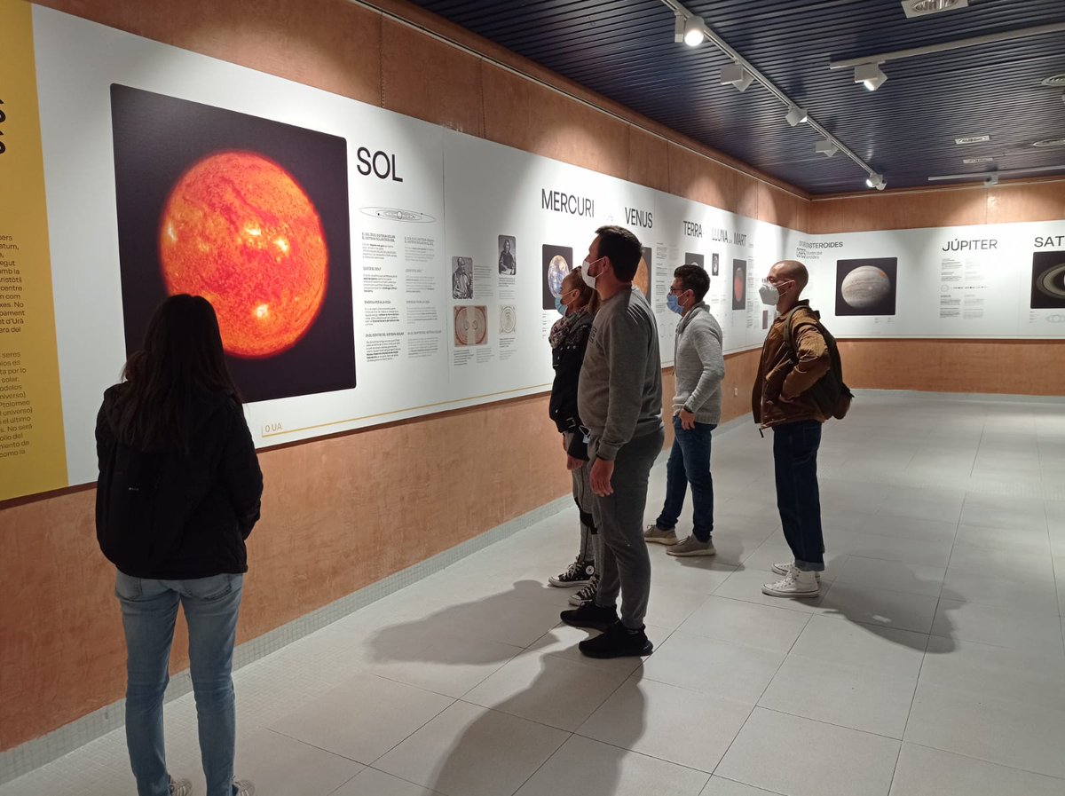 phcastellon's tweet photo. 🧍‍♂️🧍‍♀️Hemos hecho una salida a conocer mejor al Planetari de Castellón  y hemos podido ver varias exposiciones. 

🌅 Este tipo de salidas se enmarcan en los objetivos de fomento de un tiempo de ocio constructivo, y diverso.

Proyecto Hombre_ 
Fundación Amigó https://t.co/1Z4QiRQhTV