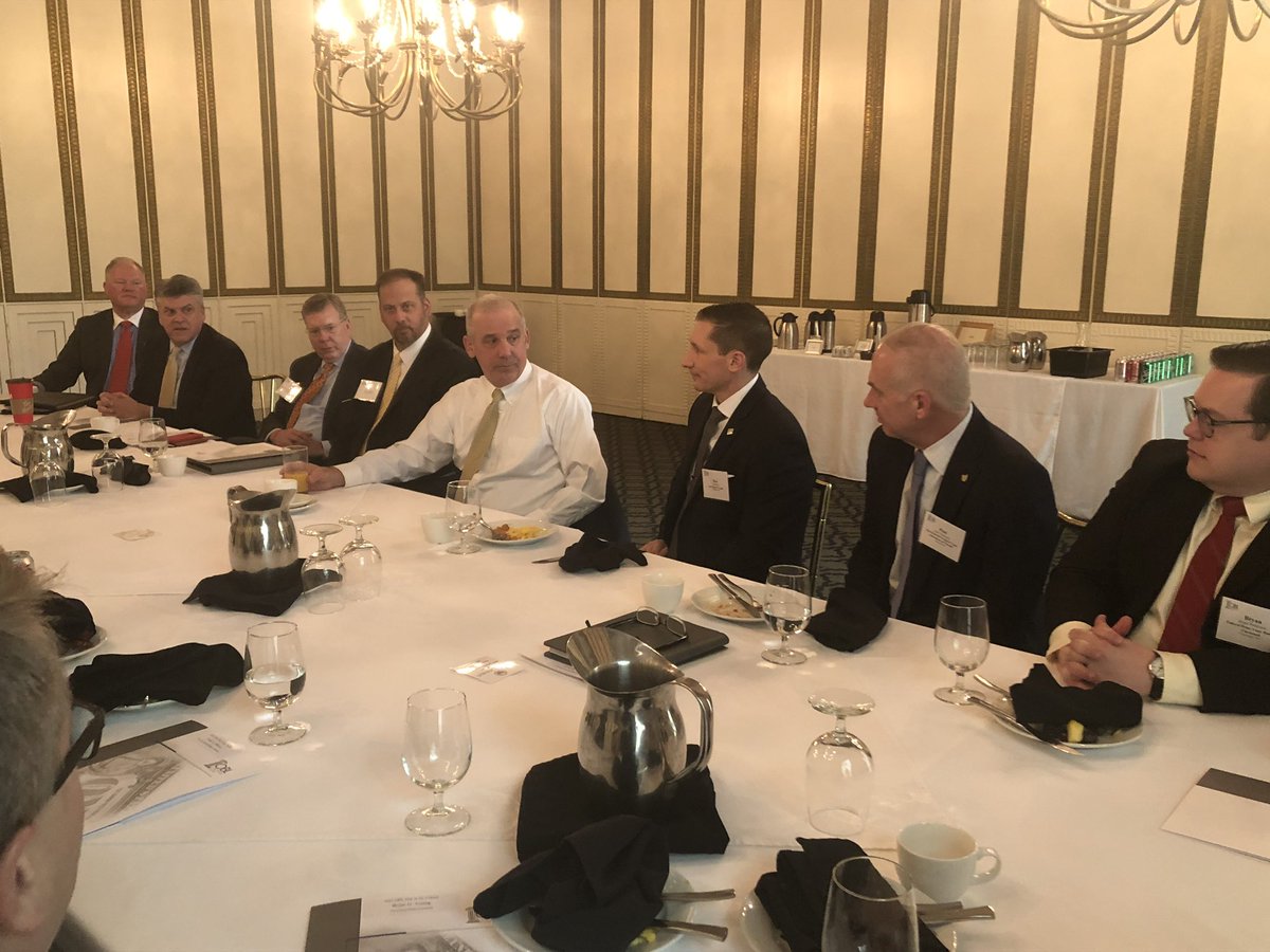 ohiobankers's tweet photo. The OBL Day at the Capitol event has begun!  With over 80 bankers in attendance it is going to be a great day for the Ohio banking industry.  Senate President Matt Huffman kicked off the day with an empassioned session about the state of affairs in Ohio. #bankingindustry #datc22 https://t.co/IuE157fPiE