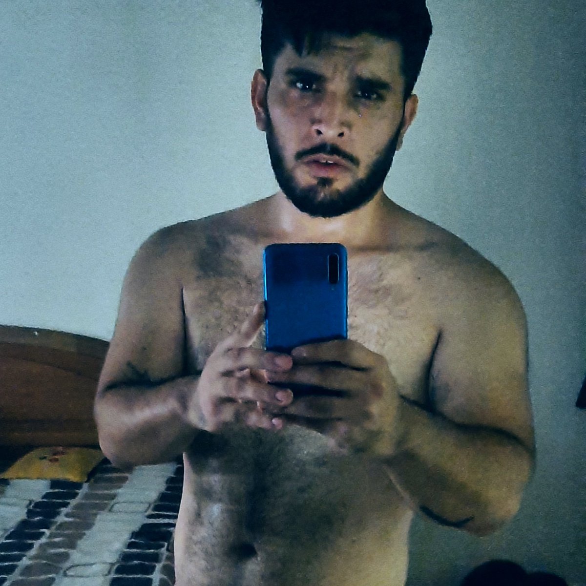 Salvame_G_Bus's tweet photo. #NuevaFotoDePerfil https://t.co/W2SDFwqYiz