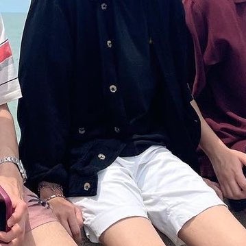 jerocobi's tweet image. hes my moon and sun 💭💭💭