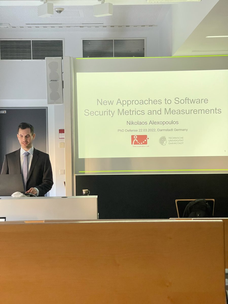 It is time to celebrate. Twice! Congrats to  @aidmar_wainakh <a href="/nikanta0/">Nikos Alexopoulos</a>  the latest SPIN doctors. Both defended their theses with great success last week. Now go out and use your license to apply science!