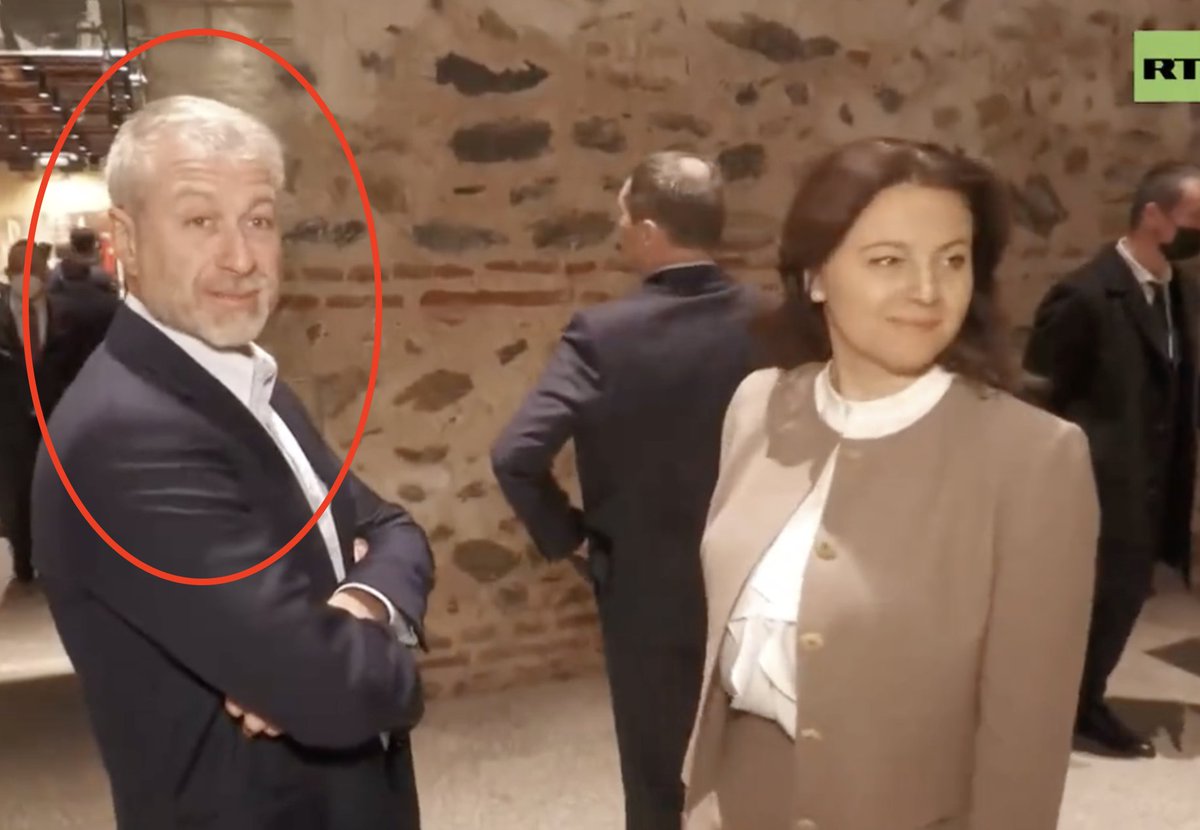 There is an elephant in the negotiation room. Its name is Roman Abramovich. Allow me to give you some context on who this guy actually is and how his participation in the Ukraine-Russia peace talks should be viewed.