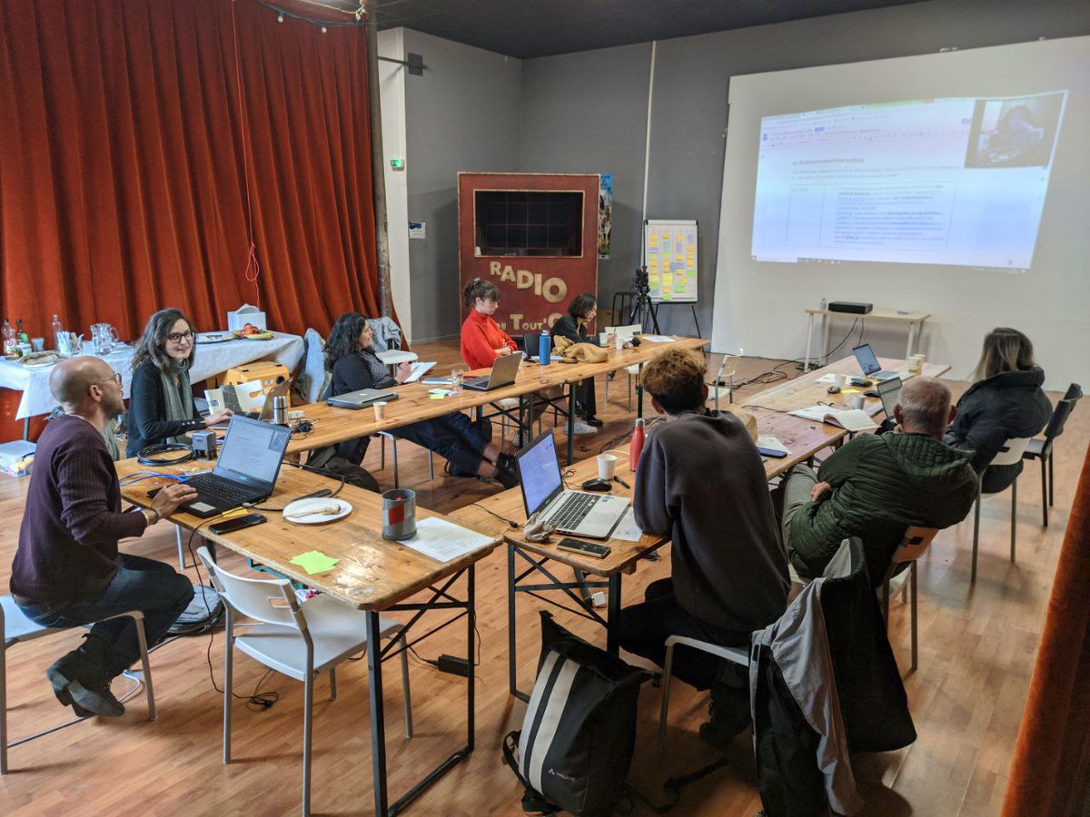 ZEMOS98's tweet image. Just some pictures of the kickoff meeting of #EduCity in Marseille these days. Hosted by the great @tetesdelart! 🌟

🔗 zemos98.org/edu-city/