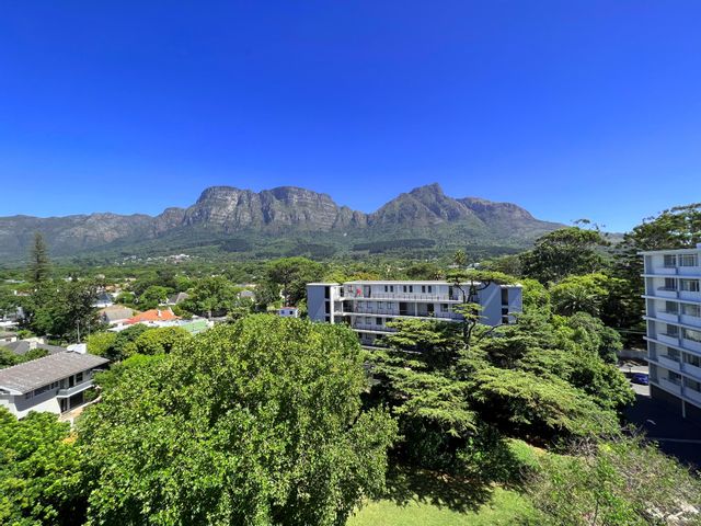 FOR SALE 2 BEDROOM APARTMENT NEWLANDS
Located in a prime position, on the border of Newlands and Claremont. Asking price R2,600,000
Contact Carmen Maher 082 925 7338 to arrange a viewing
ow.ly/pj5I50IqhQk
#KnightFrank #SouthAfrica #CapeTownProperty #Property