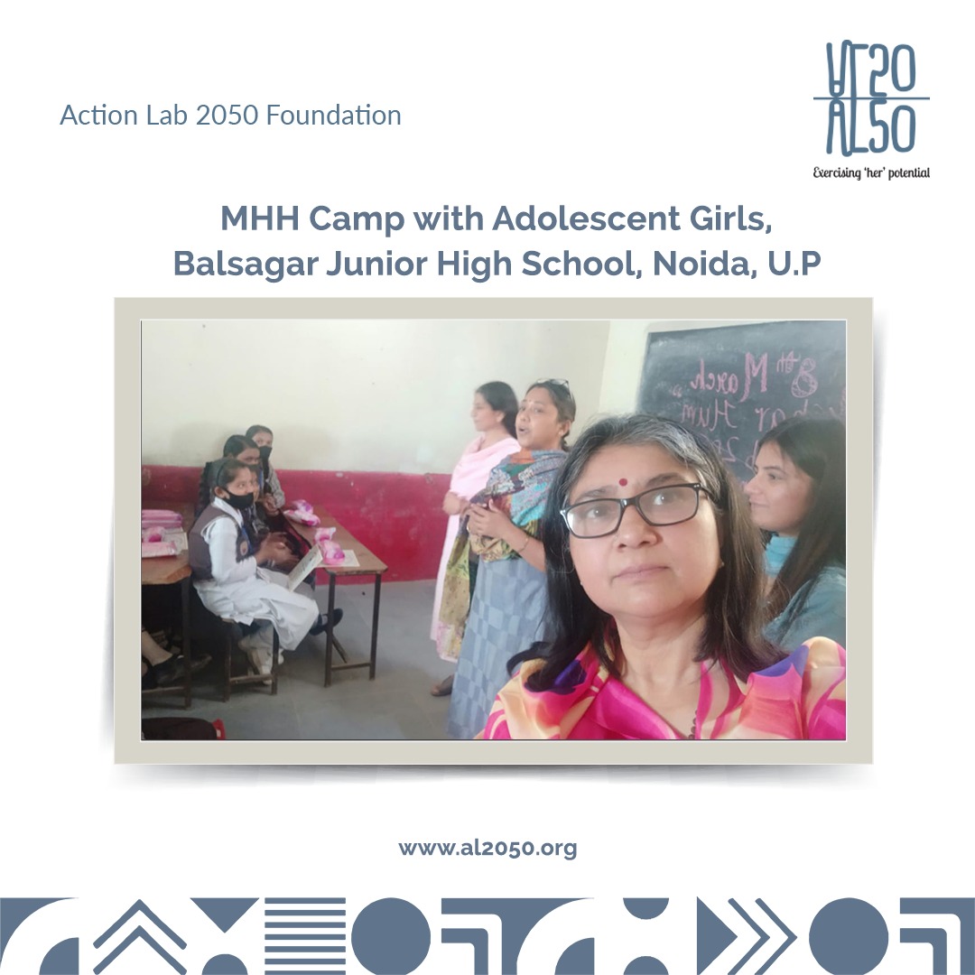 al50foundation's tweet photo. A MHH Camp in association with the Saksham Hum Charitable Trust for Adolescent Girls that highlighted the science behind Menstruation and covered multiple topics.
#AL2050 #AL50 #MenstruaHealthHygiene #MHH #SakshamHumCharitableTrust https://t.co/56oEVfX45p