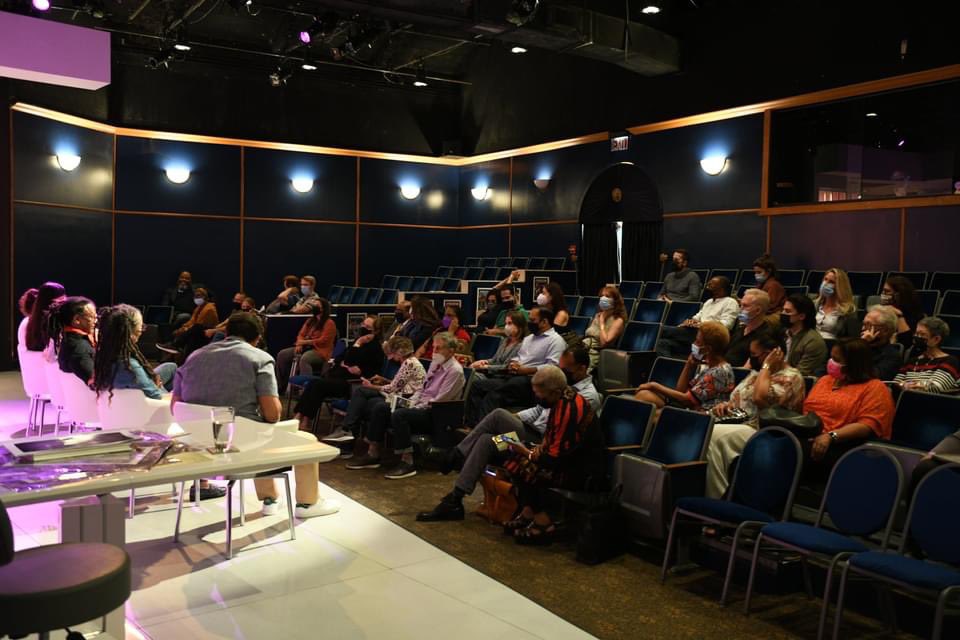 gablestage's tweet photo. We are still buzzing about the amazing conversations we had about race and diversity in "Can We Talk?" We partnered with @mccj_miami
Missed the discussion? Watch it now by heading over to our facebook!
https://t.co/odiGK7uirg
#importantconversations #race #diversity #gablestage https://t.co/jWphc4aYFj