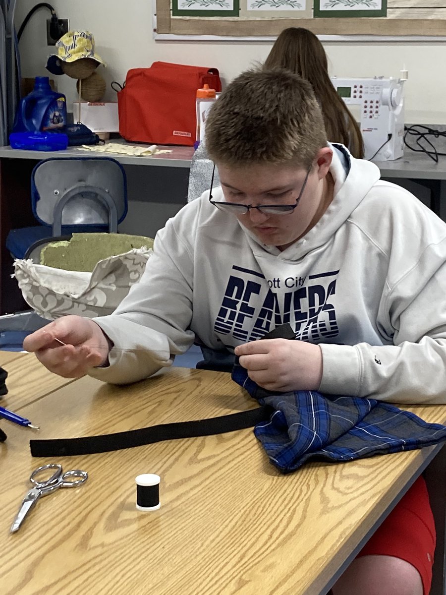 SCMS466MKough's tweet photo. @SCMS466 Very productive sewing students at SCMS.  You could even say they’ve been busy beavers… https://t.co/g1JxyHyYji