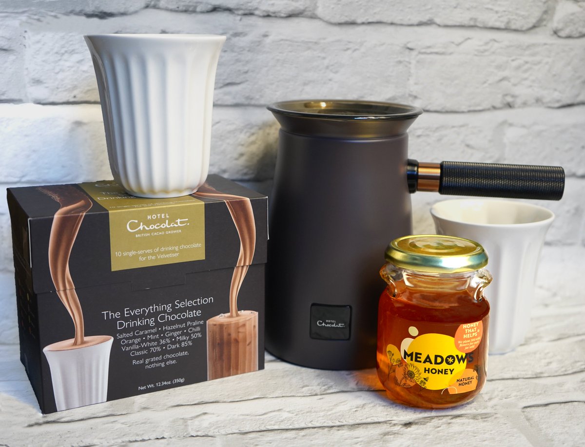 🐝GIVEAWAY🐝
WIN this Hotel Chocolat Velvetiser for Easter from <a href="/MeadowsHoney/">MeadowsHoney</a> 

How to enter:
 🐝 Like and RT
 🐝 Tag a friend
 🐝 Follow us <a href="/MeadowsHoney/">MeadowsHoney</a> 
BONUS ENTRY: Check our Instagram and Facebook and follow the instructions there

DEADLINE 13/04/22 9AM (GMT)

Good Luck 💛