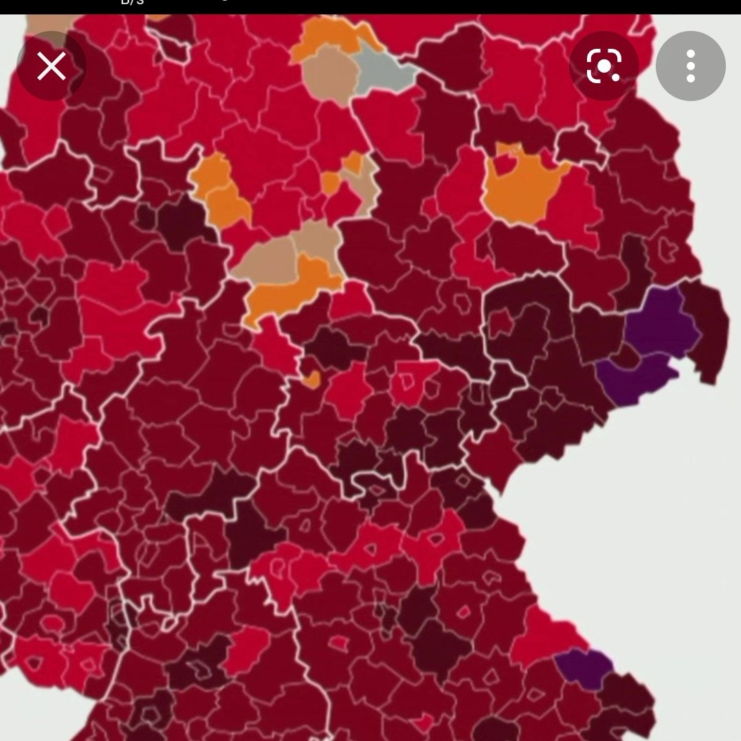 Liebes <a href="/ZDF/">ZDF</a> wo gibt es dieses Coronafallzahlen Kleid zu kaufen? Es steht Frau Jäger, übrigens tolle Moderatorin, super gut 😍