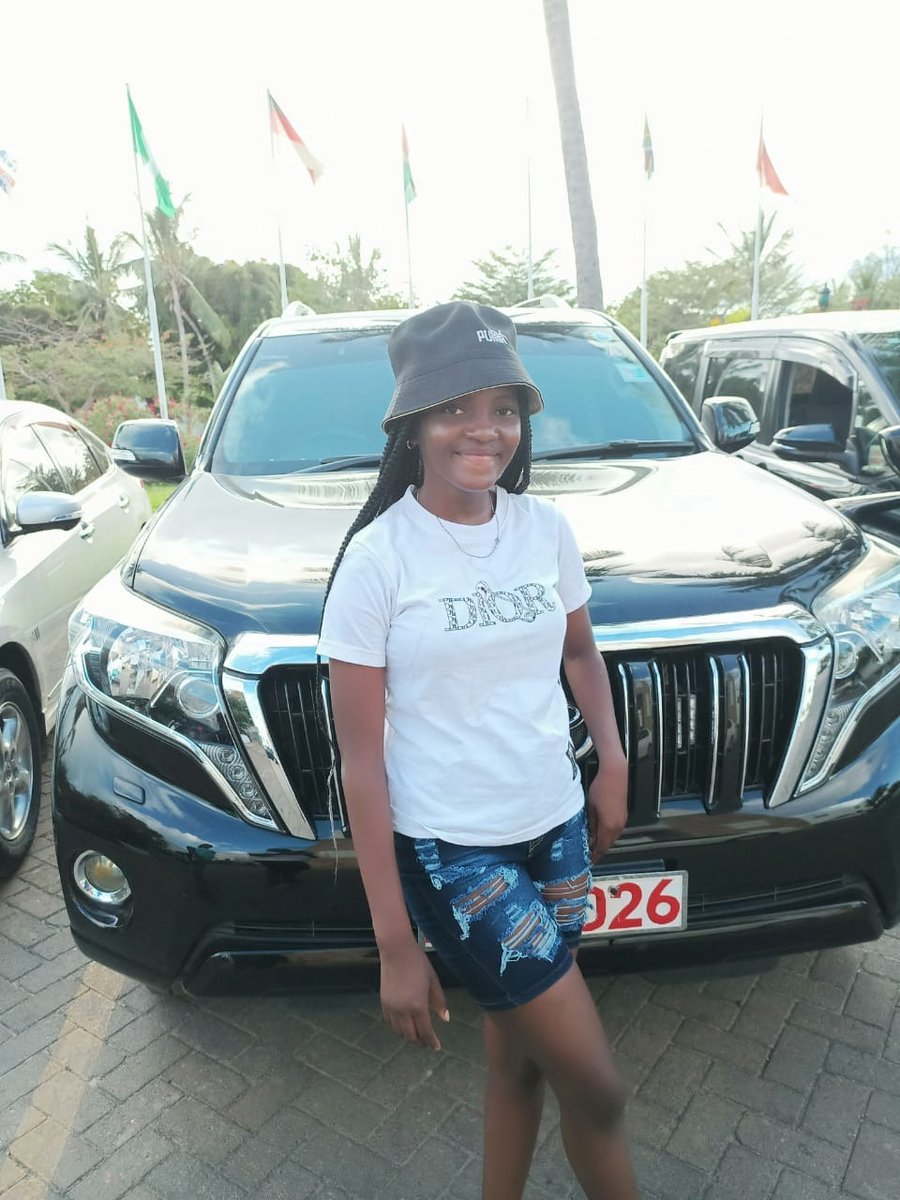 Sheryl Kabarry gifted a Ksh6M Toyota Land Cruiser by her parents for attaining above 400 marks in the recent KCPE exams.