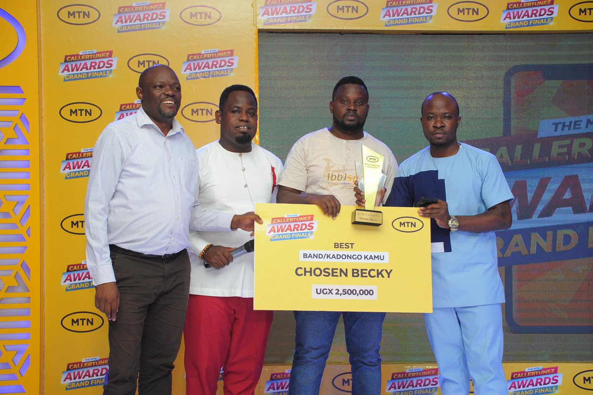 theslayking's tweet photo. Chosen Becky has won the award for the most downloaded Band/Kadongo Kamu song in #MTNCallerTune Awards
#MTNCallerTunezAwards https://t.co/B2NRm8OA2H