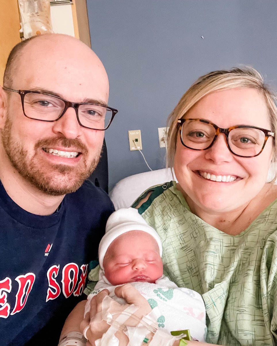 JimmyCate tweet media