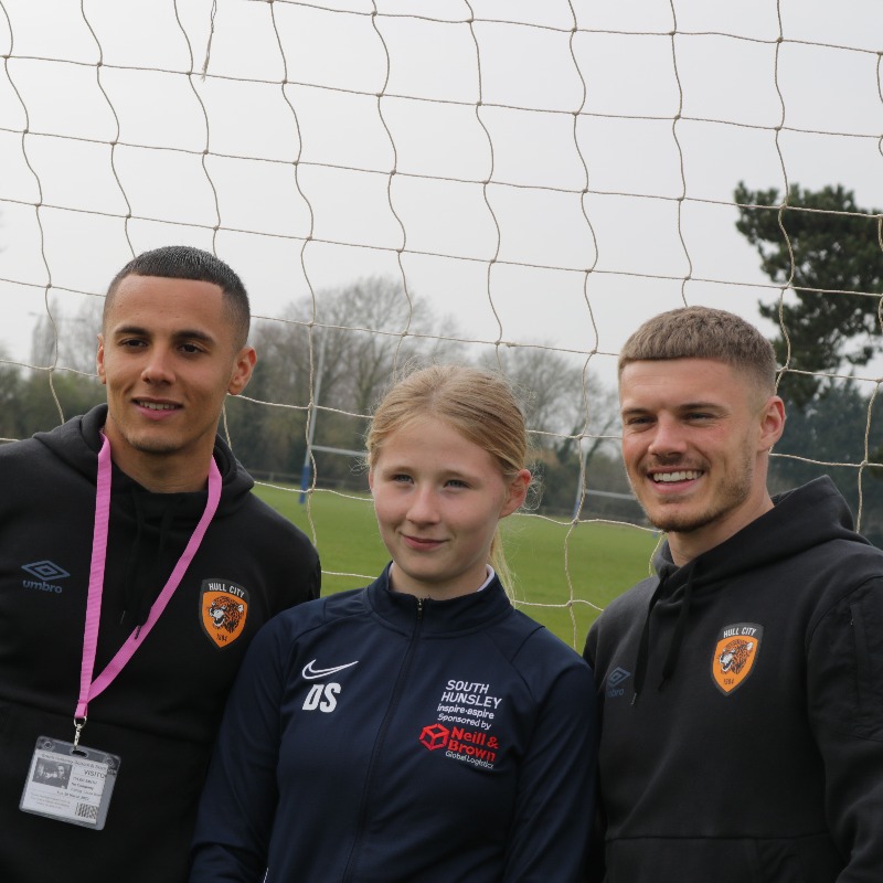 HullCity's tweet photo. 🐯 𝐓𝐢𝐠𝐞𝐫𝐬 𝐓𝐫𝐮𝐬𝐭 🐯

🏟️ @SouthHunsley U13 Girls are set to represent the Tigers Trust and Hull City at Wembley Stadium in the @UtilitaFootball Girls Cup Grand Final! 

💪 Good luck on Sunday, girls! 

#hcafc