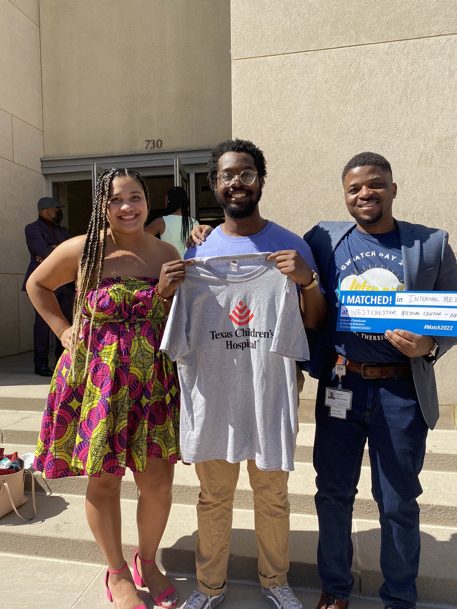 SCJanai's tweet photo. @medgradwishlist @AmyGDalaMD Hoping someone will bless my partner with one of the Peds books as his first gift! Nonso is twitterless so I posted his list for him 💞 https://t.co/JP9Vyeq6Ag #PedsMatch22 #match2022 #MGWL22 #MedTwitter #MedTwitter #URIM https://t.co/tlozzUctQy