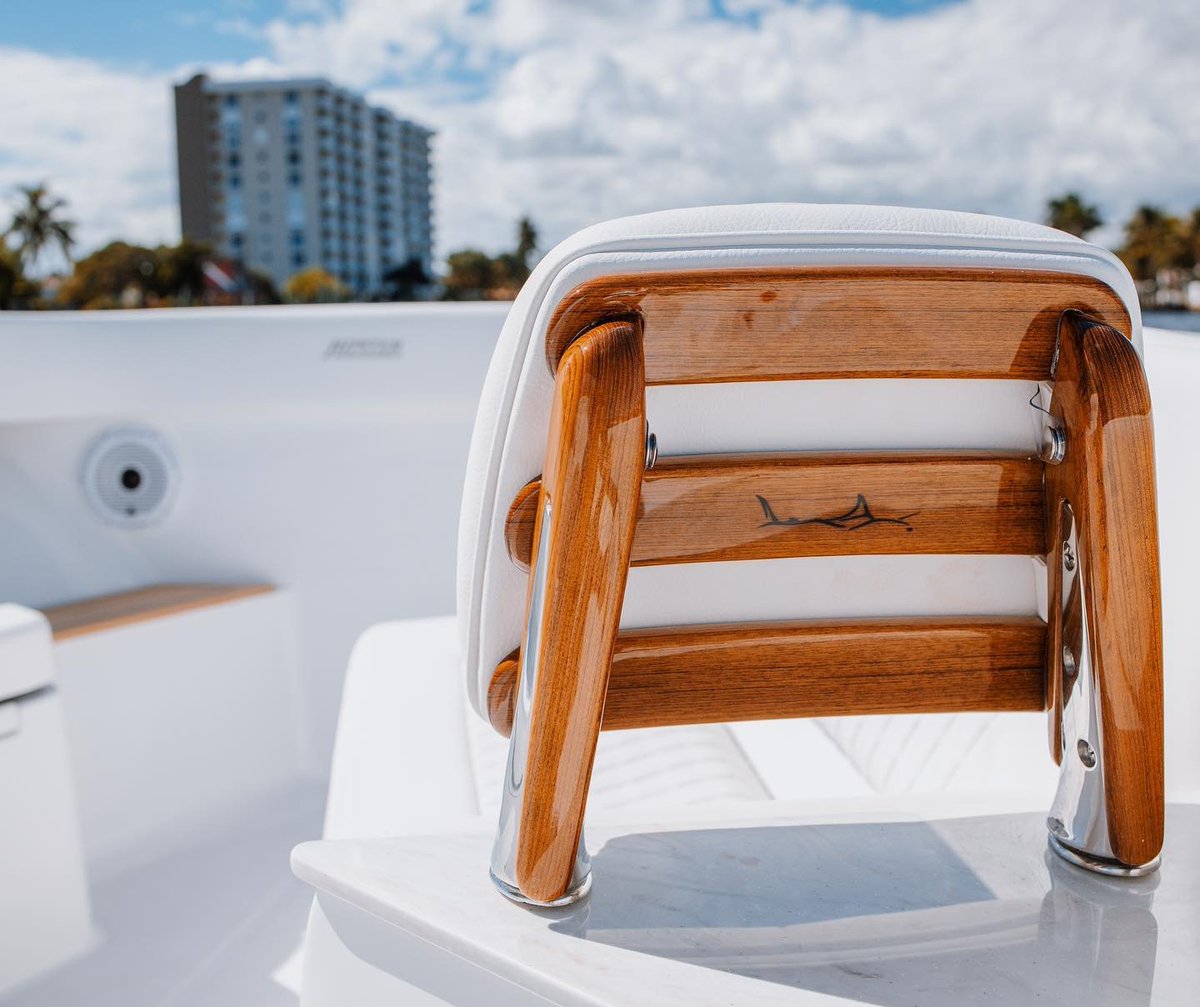 JupiterMarine's tweet photo. Jupiter 40 Details.
#JupiterMarine #JupiterBoats #Jupiter40 https://t.co/IrMYdfNP2r