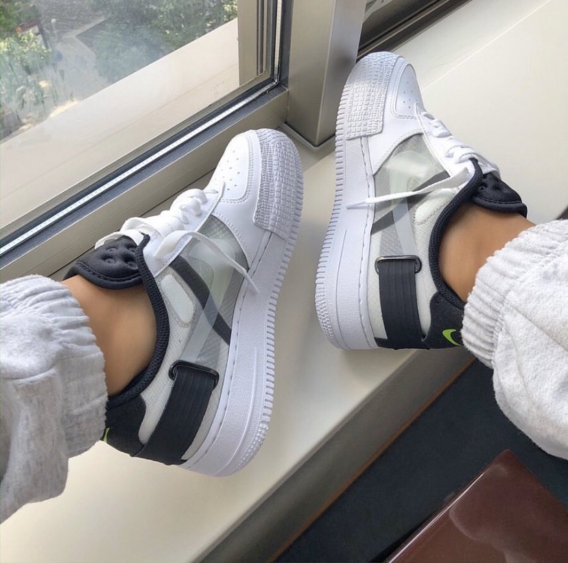 adamdecentral's tweet photo. Air Force 1 Type https://t.co/0dSRvayXbv
