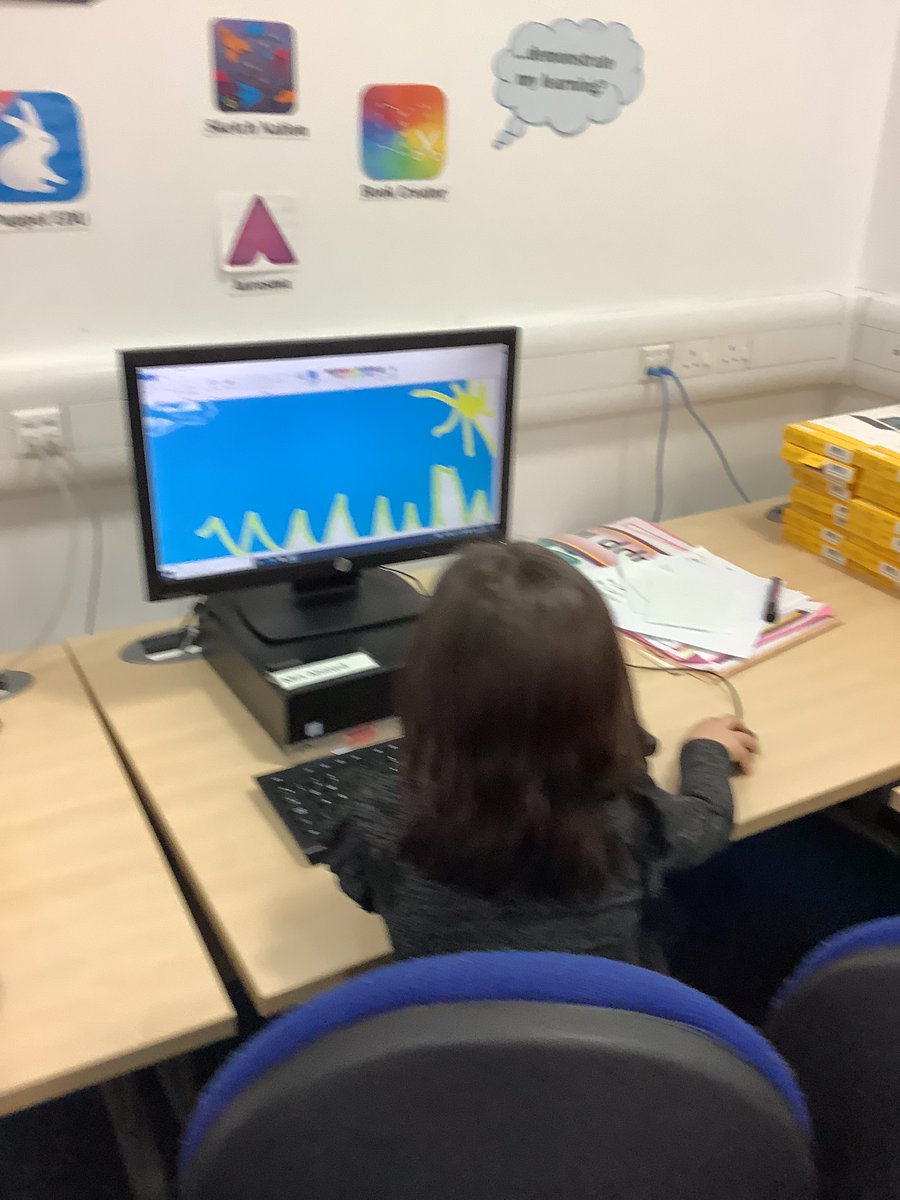 MissHallidayCVP's tweet photo. Ask us about our afternoon in the computer room. 💻 @CanalViewPSEdin https://t.co/KaYeEvG1LP