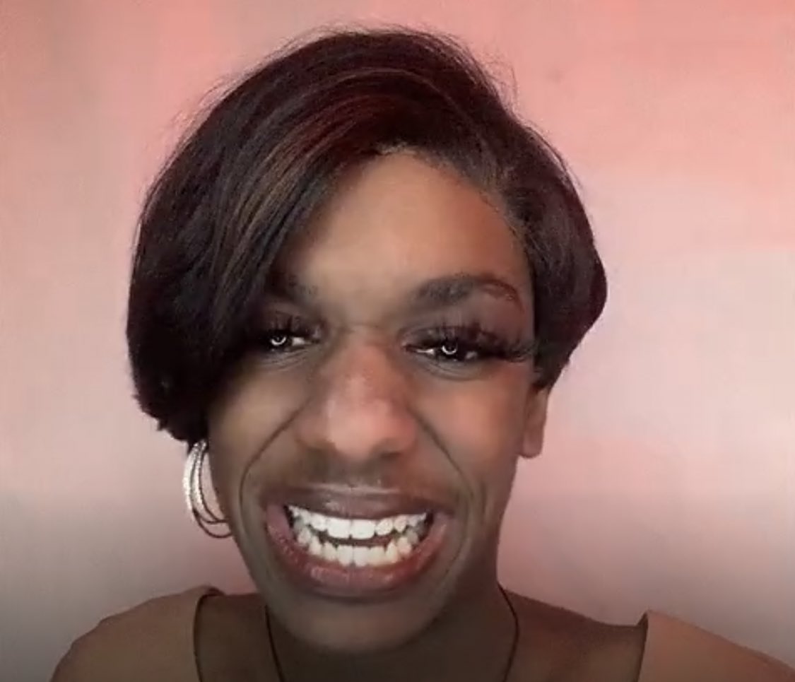 CLBTINGZ's tweet photo. @dejaJamesbussy @fentykittenz @PopBase Cause wtf did she think😂😂😂 https://t.co/JYFHcpl6j6