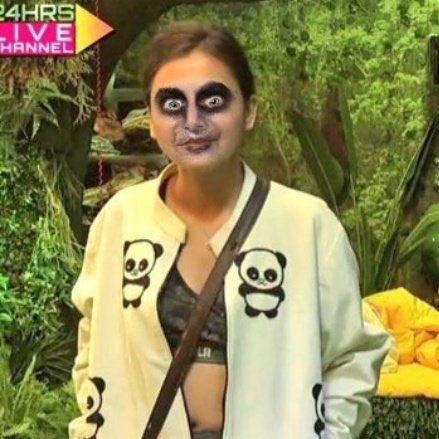 Hey babsss,

What’s happening? How is everyone? 
#BhejaPoops