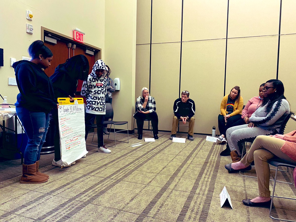 johnriceedu's tweet photo. Our 8th grade @CRSCHOOLS teachers started off today’s professional learning with a student-led community circle from @RCCBAmagnet. Love having our students as an integral part of our collaborative teams! #WeAreCRCSD https://t.co/QRkck7tbwt