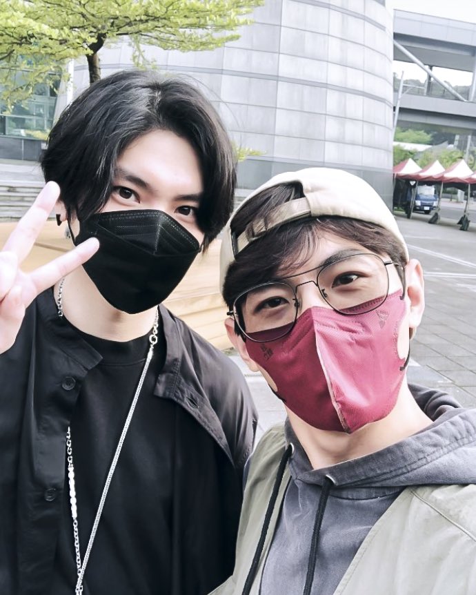 _jillian_z_'s tweet photo. 2022/03/30

Cr:instagram

#楊宇騰 
#楊宇騰yu 
#yangyuteng 
#yangyutengyu https://t.co/pvxAgtSsAT