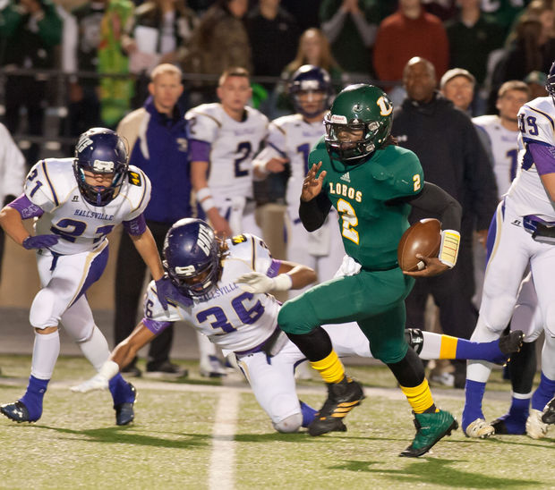 Lobo_Football's tweet photo. #CountdownToKickoff - 2 days until Longview and McKinney Boyd meet for just the 2nd time in their histories. #beatboyd #txhsfb https://t.co/GZRKrnaYQ4