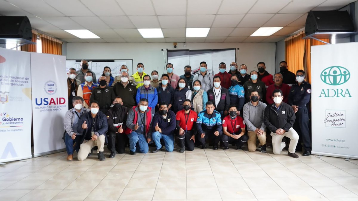 #Cayambe | #ADRA gracias al financiamiento de <a href="/USAIDSavesLives/">USAID's Bureau for Humanitarian Assistance</a> y el apoyo del <a href="/GADIPCayambe/">GADIP Municipio de Cayambe</a> y <a href="/Riesgos_Ec/">Riesgos Ecuador</a>, como parte del proyecto #EcuadorMejorPreparado, culminó exitosamente el Curso Básico de Sistema Comando de Incidentes (CBSCI), desarrollado los días 28 y 29 de marzo.