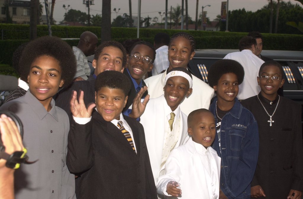 AuxGod_'s tweet photo. “Hardball” movie premiere (2001) https://t.co/PwsnDeZOSk