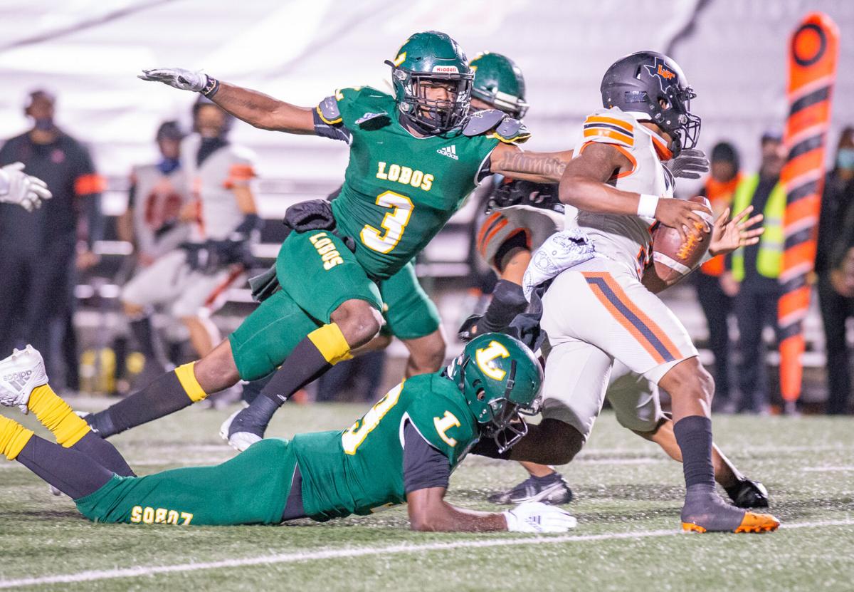 Lobo_Football's tweet photo. #CountdownToKickoff - 3 days until the Lobos travel to McKinney to take on the Boyd Broncos to open the 2022 season. #beatboyd #txhsfb https://t.co/P4rqG7ClNg