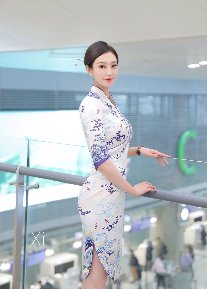 su19880818's tweet photo. 杭州空乘 气质高雅😍 声音好听
小汪 175CM
#最美空姐 #海航空姐 #杭州 https://t.co/EX4fXnTyqF