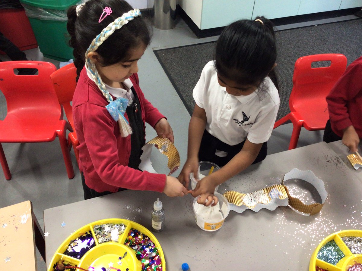 MissWyattKMPA's tweet photo. Class 3 & 4 had a wonderful time, celebrating their unique self, lots of creative juices flowing as they made their own crowns to celebrate their differences. #kestrelinclusion #asdacceptance @kestrelmead @MissHPatelKMPA @MrsLongmanKMPA https://t.co/RVVSrpNx3x