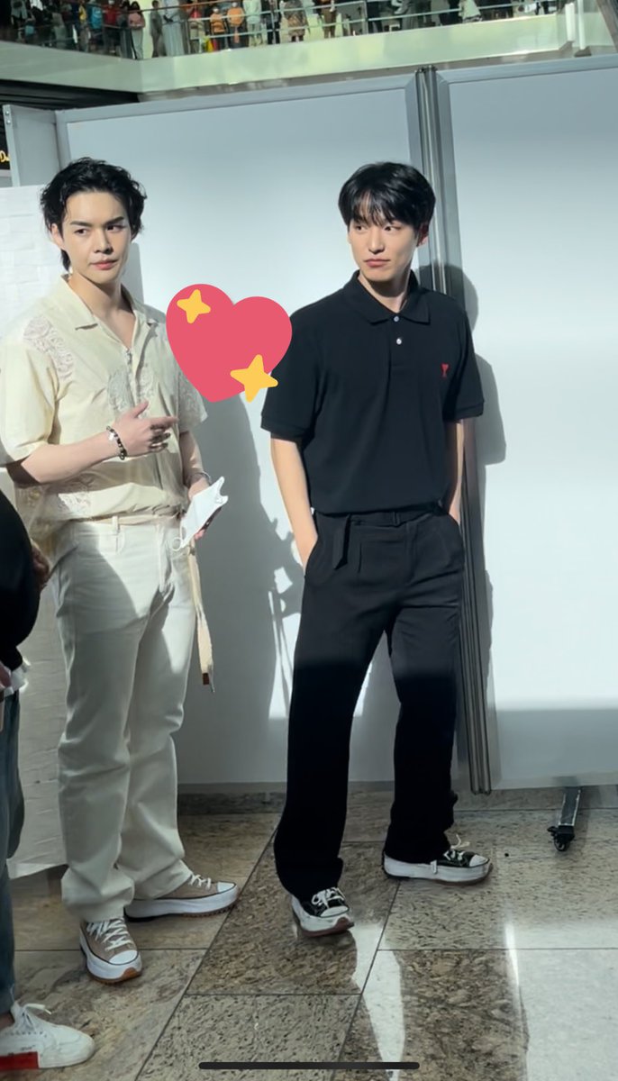 yoonlangyoon's tweet photo. best buddies / couple 🤍🖤 #ChanJun #SeChan stay safe and healthy boys 💕❤️
#VICTON #빅톤 #HEOCHAN #LIMSEJUN
#허찬 #임세준 #CHAN #SEJUN https://t.co/27q7F8i7Pf