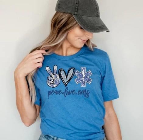 This cute Peace Love EMS shirt is screenprint is now available on my website.
Sizes S-2XL
https://t.co/Z9tERUy5Gk https://t.co/qkRbB9USLe