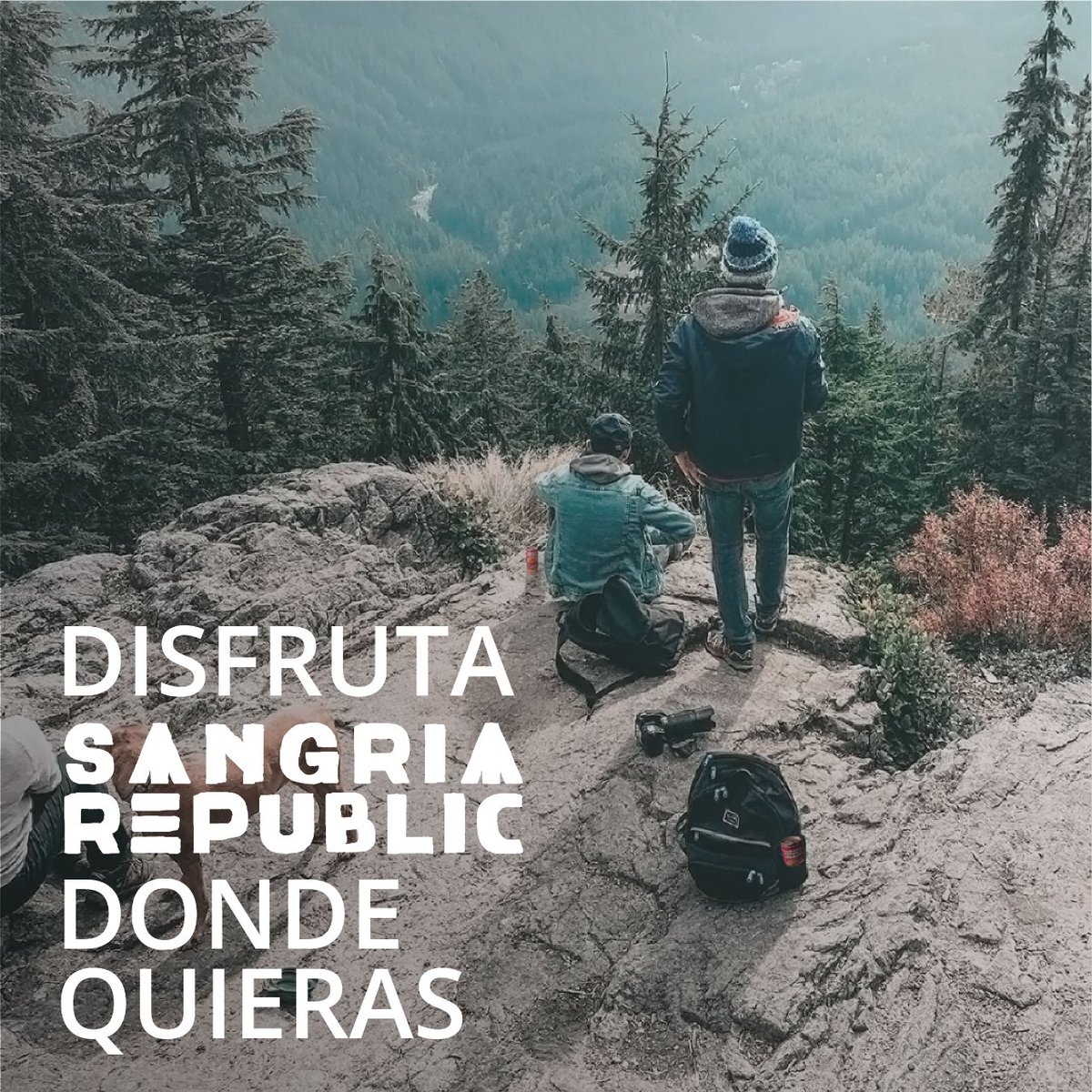 Subir hasta la cima de una montaña provoca mucha satisfacción 🧗, pero seguro que no tanta como tomarte una Sangría Republic en tus descansitos por el camino. 

Queremos acompañarte en todas tus aventuras, somos tu refresco de sangría. ✨

#bebidavegana #turefrescodesangría