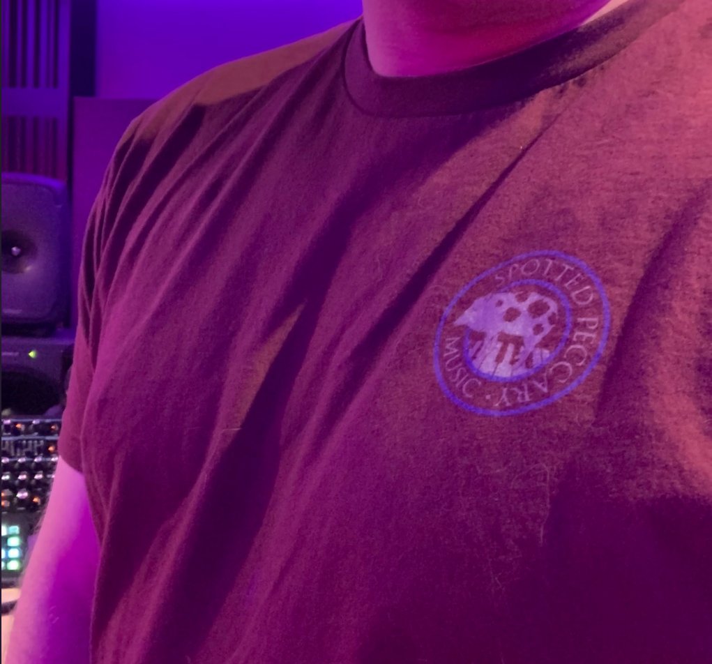 timebeingmusic's tweet photo. A funny little name with a massively cute logo. This little piggy knows how to jam! Spotted Peccary has spent over 35 years exploring electronic and acoustic music. Supporting names like Wøllo, Stearns, Numina, Jenkins, Helping, Padilla and us! https://t.co/bg9N1BJUUF https://t.co/EcWnG3Oikk