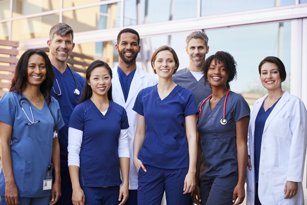 soleohealth's tweet photo. Thank you to all doctors for placing patients at the forefront and changing our lives. We honor you and the medical advances you make possible. #NationalDoctorsDay
#SimplifyingComplexCare #SpecialtyPharmacy https://t.co/h6XYr4TS33