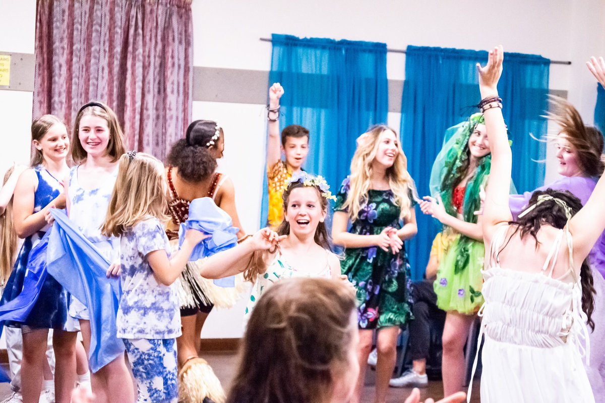 TillyWPerforms's tweet photo. Yay more pics! This time from when I played Hei-Hei in Moana with @BTAOnStage last September. A shame it couldn’t be theatre-based thanks to Covid but still great fun to be a part of ❤️🎭🏝🛶🐓                  Credit @eliza_wilmot 📸 https://t.co/VbXn00HIDj