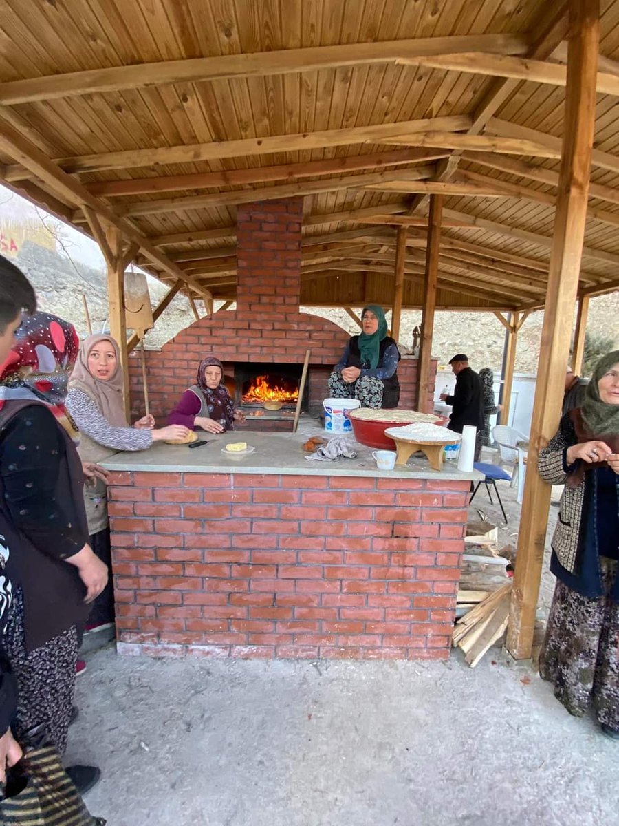 AK Kadın Mamak tweet media
